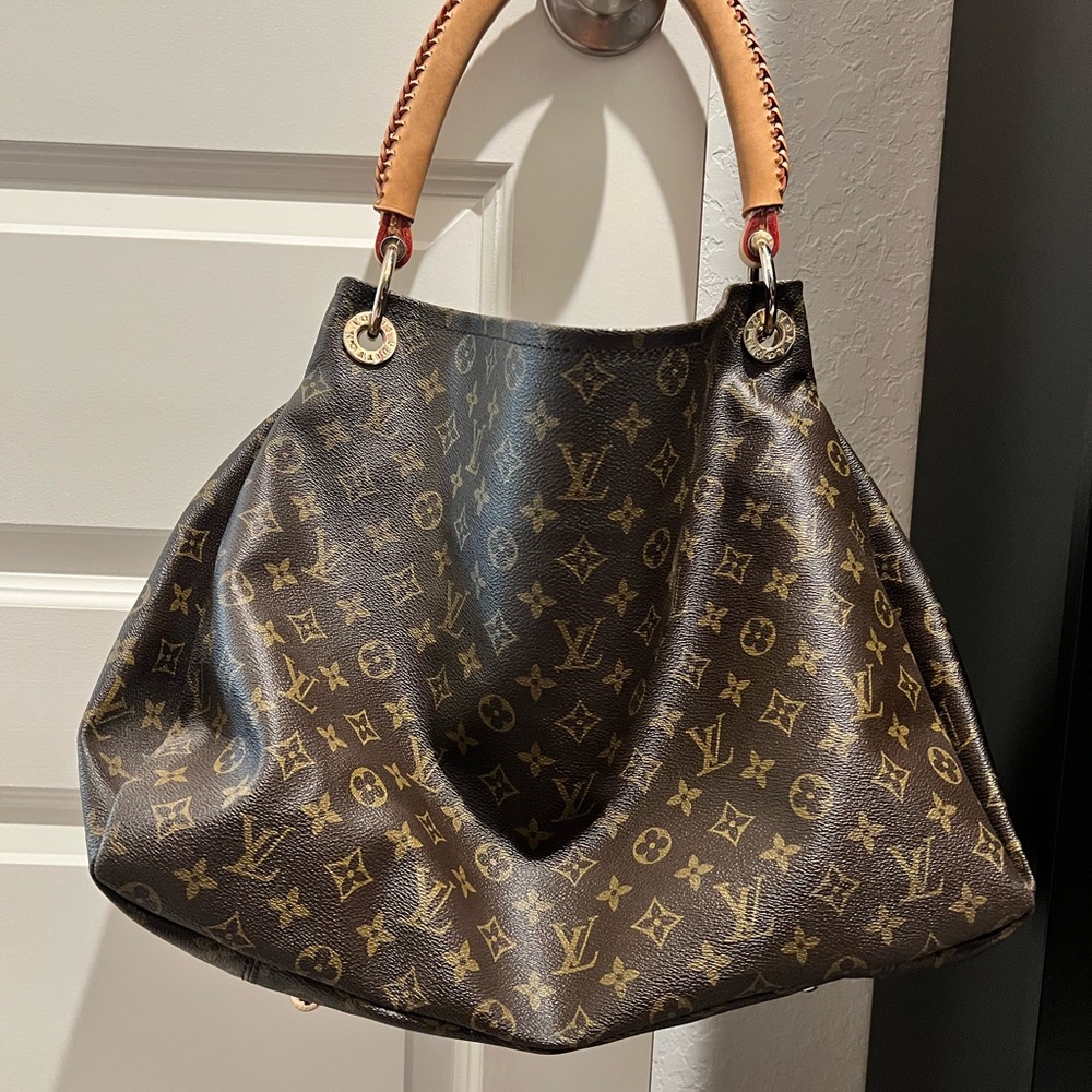 Artsy designer bag